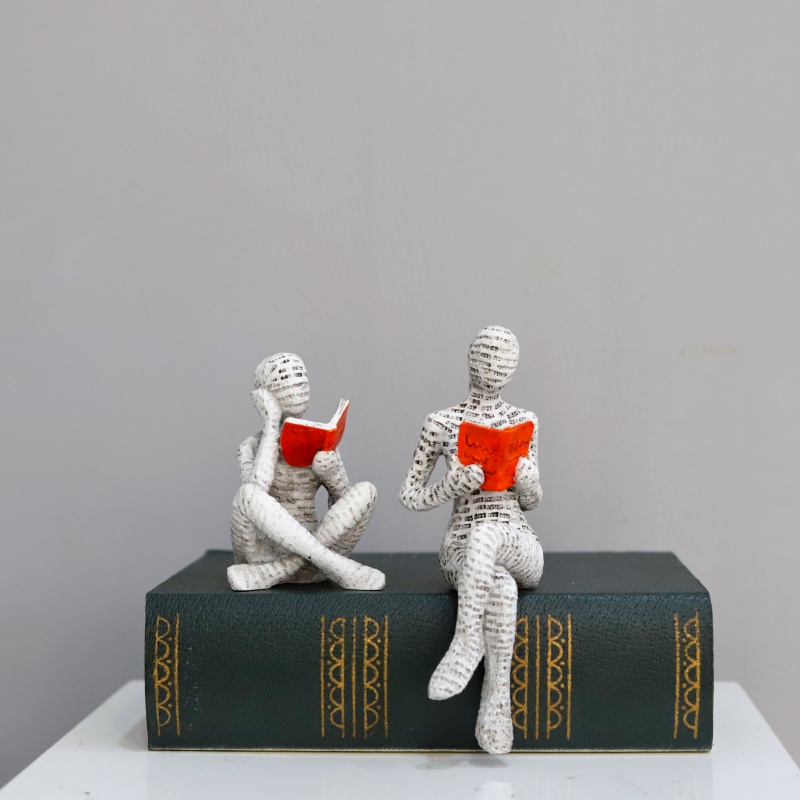1Pc, Reading Paper Pulp Woman  - Home Office With Bookshelves ulasan dan harga